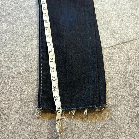 AG Jeans, The Farrah Skinny Ankle, High Rise Skinny Ankle. Size 26R. - Picture 4 of 13